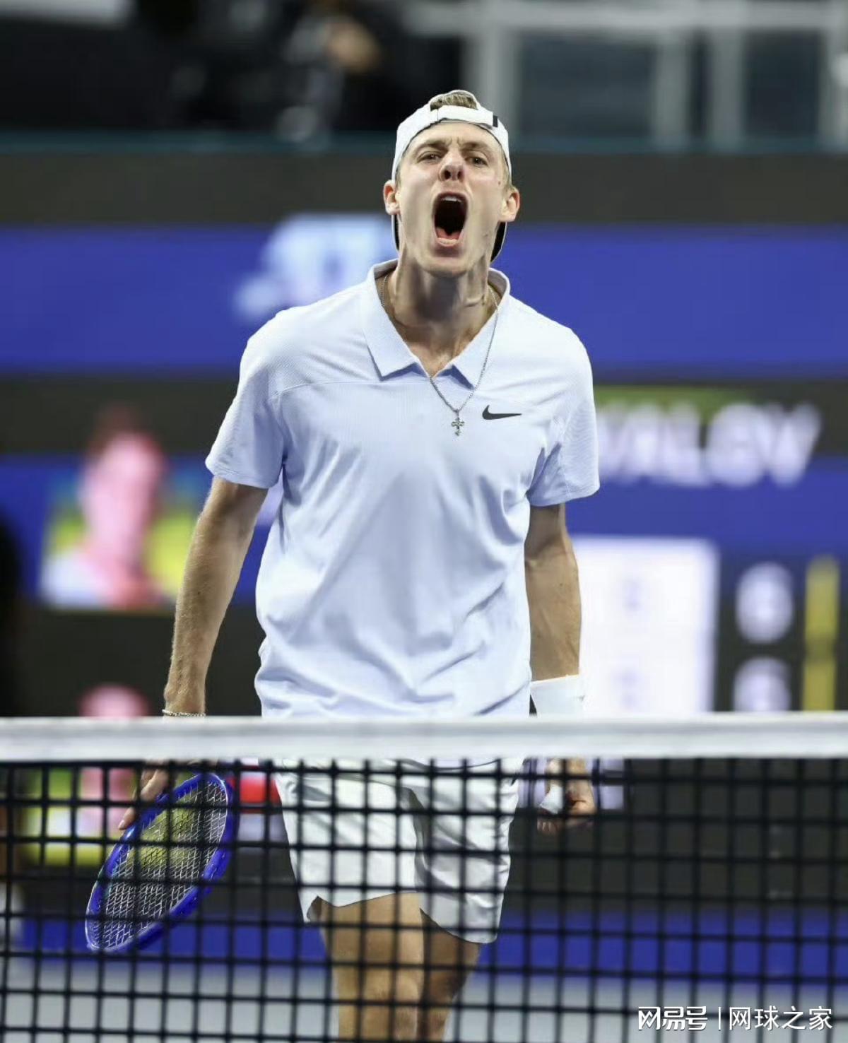 在线棋牌-澳网男单首轮焦点对话:贝雷帽大战小野兔!