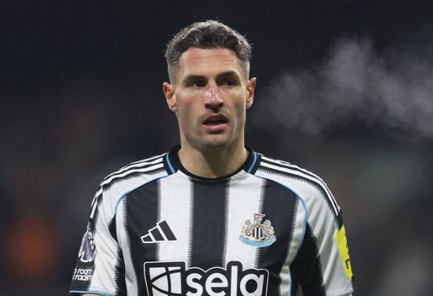 埃迪-豪：舍尔昨天手术很成功，目标为三个月恢复期